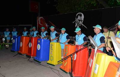 DİKİLİ'DE EKO ŞOV RÜZGARI ESTİ