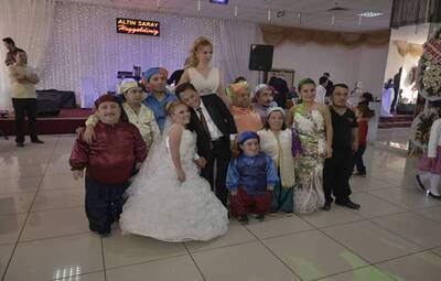 TEPEBAŞI BELEDİYESİ MUTLULUKLARINA ORTAK OLDU