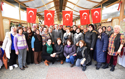BAŞKAN ATAÇ'TAN HANIMELİ SOKAK ZİYARETİ