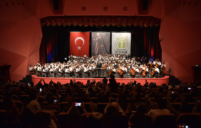 MUHTEŞEM ÇOCUKLAR 23 NİSAN'DA SAHNEDE