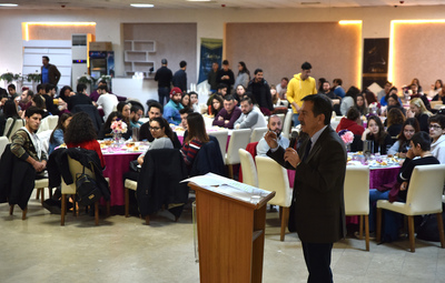 HER ZAMAN GENÇLERİMİZİN YANINDAYIM