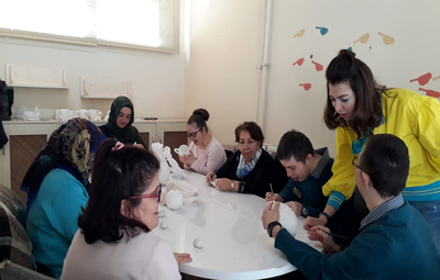 OLÇAR İLE ÇİNİCİLİK ÖĞRENİYORLAR