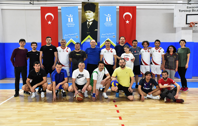 TEPEBAŞI'NDA VOLEYBOL HEYECANI