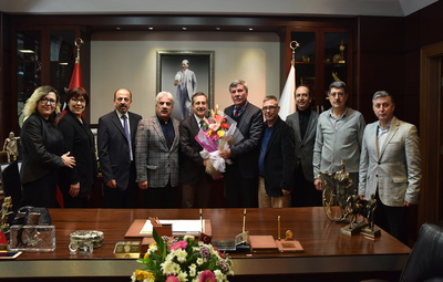 SİVRİHİSARLILARDAN BAŞKAN ATAÇ'A ZİYARET