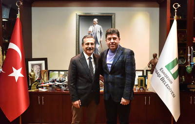 YAŞAR TÜZÜN'DEN AHMET ATAÇ'A ZİYARET