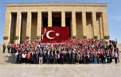 TEPEBAŞI'NDAN ANITKABİR ÇIKARMASI