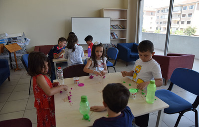 ÇOCUKLAR BİLİMLE TANIŞIYOR