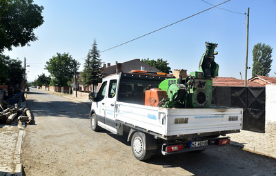 KENTİN HER NOKTASINDA İLAÇLAMA SÜRÜYOR