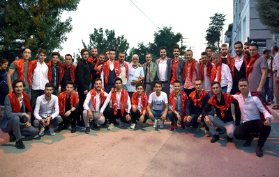 BAŞKAN ATAÇ KINALI KUZULARI YALNIZ BIRAKMIYOR