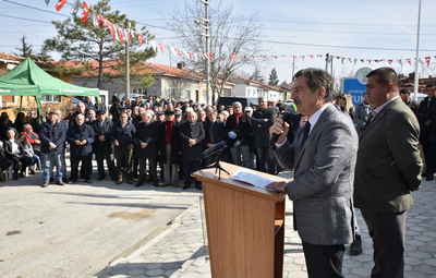 YUKARI SÖĞÜTÖNÜ'NDE İKİ AÇILIŞ BİRDEN