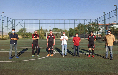 TEPEBAŞI'NDA SPORA ENGEL YOK