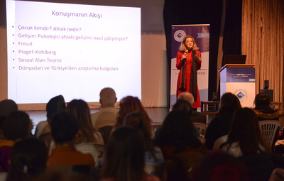 "NASIL BİR İNSANSANIZ ÖYLE BİR EBEVEYN OLURSUNUZ"