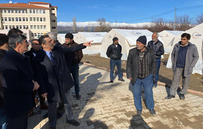 BAŞKAN ATAÇ DEPREM BÖLGESİNDE