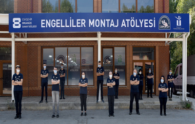 BAŞARI ÖYKÜLERİ VE AZİMLERİYLE ÖRNEK OLUYORLAR