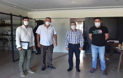 BAŞKAN ATAÇ'TAN GENÇ HEYKELTIRAŞLARA ZİYARET