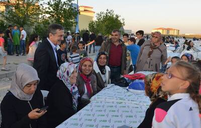 AYNI SOFRAYI PAYLAŞMAYA DEVAM EDECEĞİZ