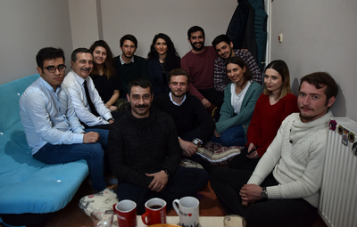 BAŞKAN ATAÇ ÖĞRENCİ EVİNE KONUK OLDU
