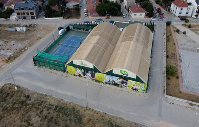 2. GELENEKSEL KURTULUŞ TENİS KUPASI İÇİN TURNUVA BAŞLADI