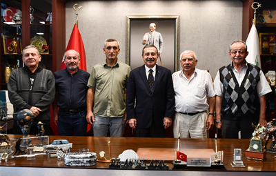 MUHTARLARDAN BAŞKAN ATAÇ'A ZİYARET