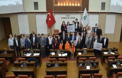 LÖSEMİYE DİKKAT ÇEKTİLER