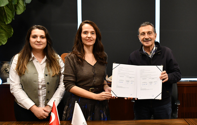 TEPEBAŞI'NDAN KADINLAR İÇİN ANLAMLI PROTOKOL