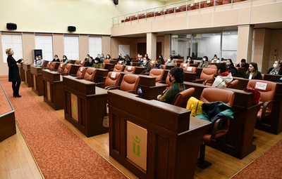 TEPEBAŞI'NDA "VARSIN SENİ GÖRÜYORUM" EĞİTİMİ