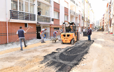 ÜSTYAPI ÇALIŞMALARI HIZ KESMİYOR