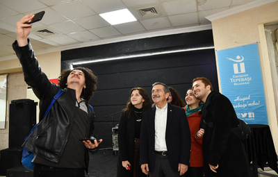 GENÇLİK MERKEZLERİ 12 YAŞINDA