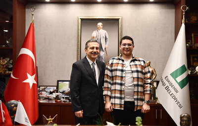 BAŞKAN ATAÇ: "ATATÜRK'ÜN YOLUNDAN AYRILMASINLAR"