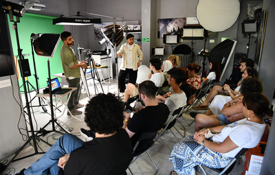 ÜRÜN FOTOĞRAFÇILIĞINI UZMANINDAN ÖĞRENDİLER