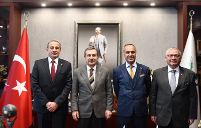 KILIÇDAROĞLU GÖNÜLLÜLERİ BAŞKAN ATAÇ'I ZİYARET ETTİ