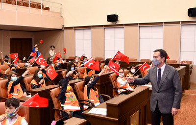 23 NİSAN COŞKUSU TEPEBAŞI'NDA BAŞLADI