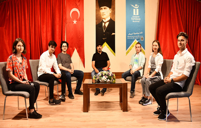 ŞEHİR KONUŞMALARINDA SAHNE BAŞARILI ÖĞRENCİLERİN