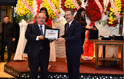 BAŞKAN ATAÇ'A BİR ÖDÜL DAHA