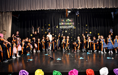 MİNİKLERİN MEZUNİYET COŞKUSU