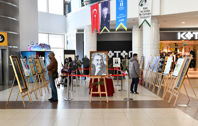 FOTOĞRAFLAR İLE MUSTAFA KEMAL ATATÜRK
