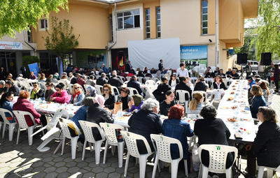 BAŞKAN ATAÇ SIRAEVLER SAKİNLERİ İLE BULUŞTU