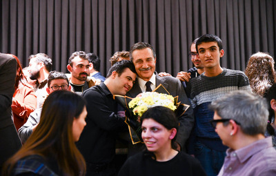 TEPEBAŞI'NDA ENGEL YOK