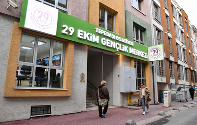29 EKİM GENÇLİK MERKEZİ'NDEKİ EĞİTİMLERE 750 ÖĞRENCİ KAYIT OLDU
