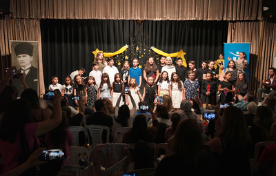 ÇOCUKLAR 7 AYLIK ÇALIŞMALARINI KONSER İLE TAÇLANDIRDI