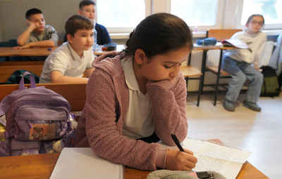 "BİR ÇOCUĞUN EĞİTİMİ BİLE ÖNEMLİYKEN, BİNLERCE ÇOCUĞUMUZUN EĞİTİMİNE KATKI SUNMAKTAN GURUR DUYUYORUZ"