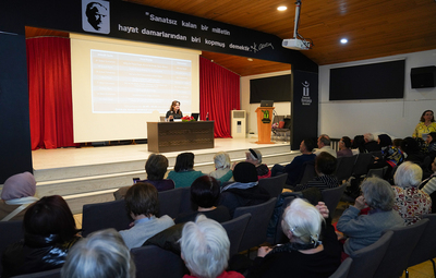 TEPEBAŞI BELEDİYESİ RAMAZAN SOHBETLERİNDE KADIN VE DİNİ PERSPEKTİFLER ELE ALINDI