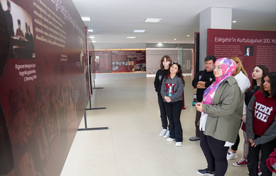 ÇOCUKLAR SERGİYİ ÇOK SEVDİ