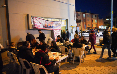 ÖĞRENCİLER YEMEK DESTEĞİNİ ÇOK SEVDİ