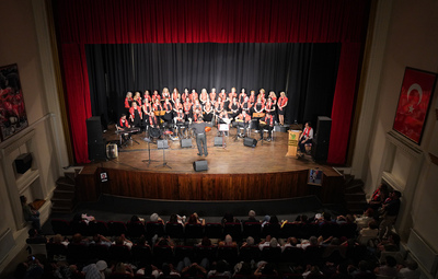 THM KADINLAR KOROSUNDAN YAZA MERHABA KONSERİ