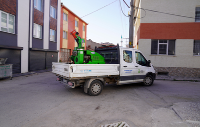 TEPEBAŞI'NDA İLAÇLAMA ÇALIŞMALARI SÜRÜYOR