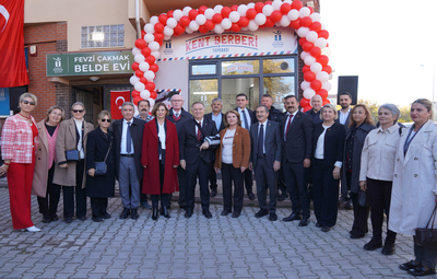 TÜRKİYE'NİN İLK KENT BERBERİ TEPEBAŞI'NDA AÇILDI