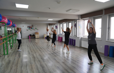 KADINLAR İÇİN TABATA KURSLARI SÜRÜYOR