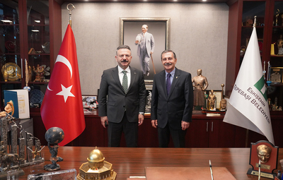 VALİ AKSOY'DAN BAŞKAN ATAÇ'A ZİYARET