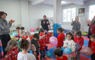 BAŞKAN ATAÇ VE MİNİKLER YENİ YILI BİRLİKTE KUTLADI